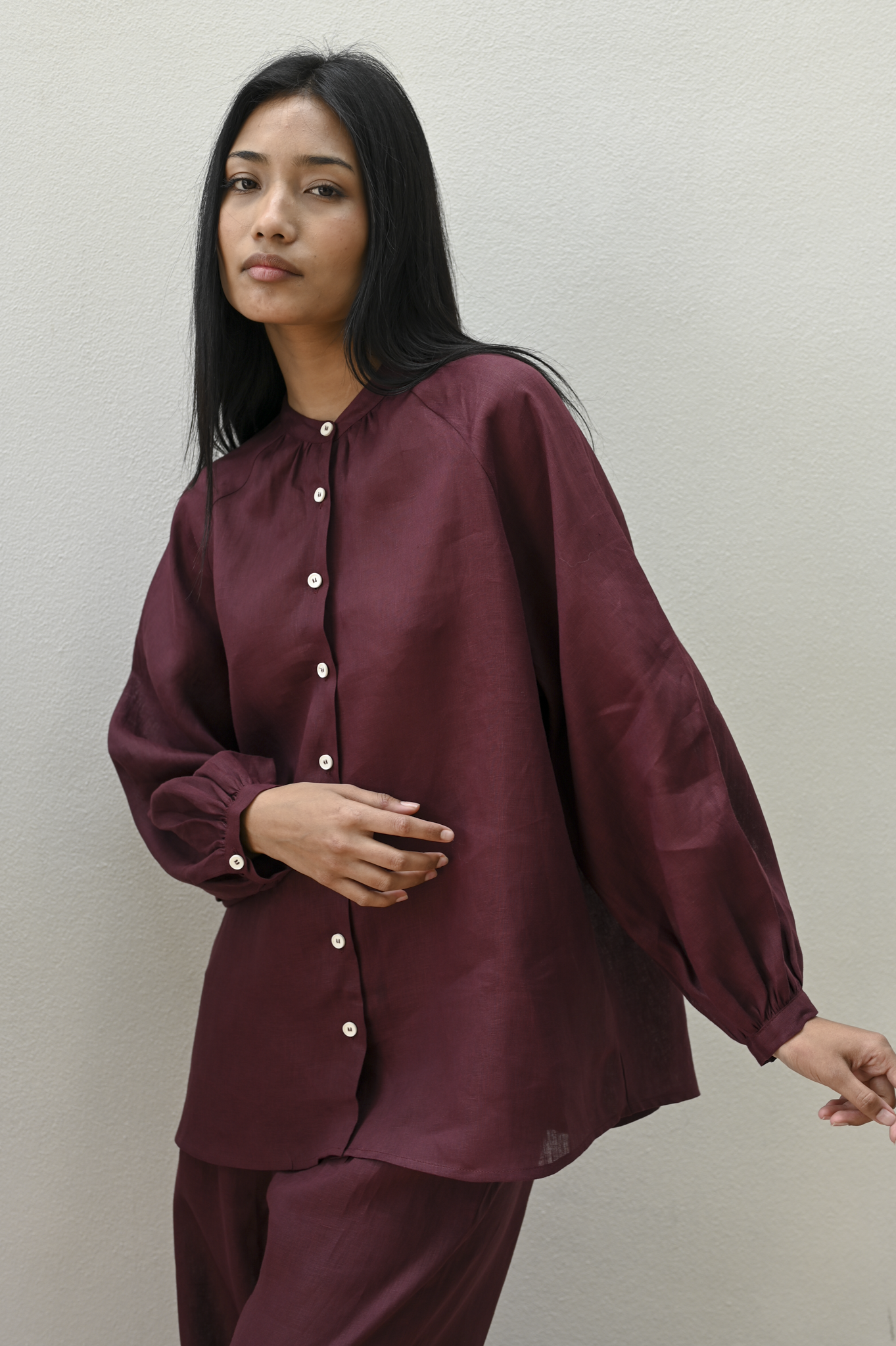 Vayu Shirt Wine Linen