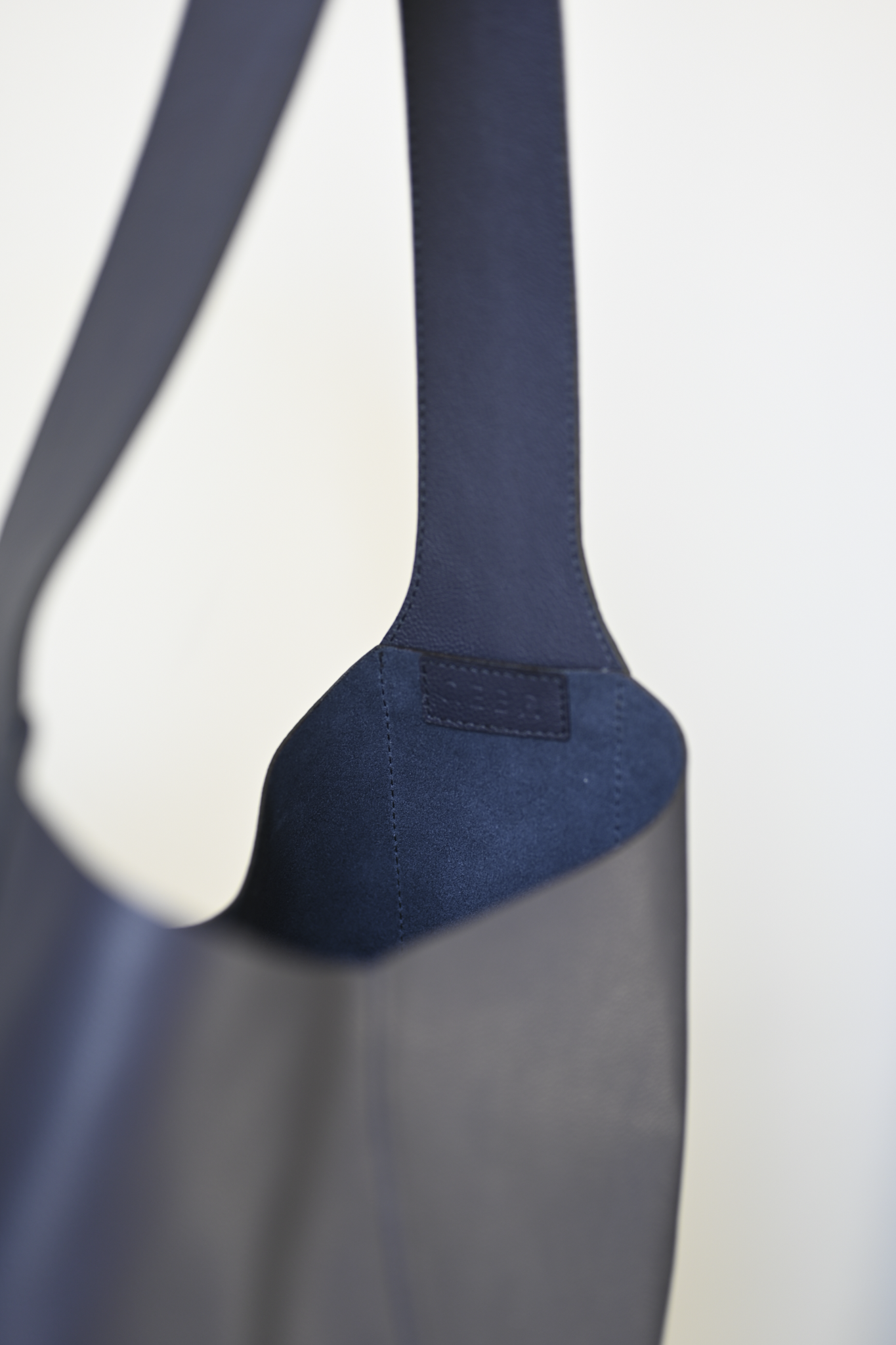 Harukaze Hobo Indigo