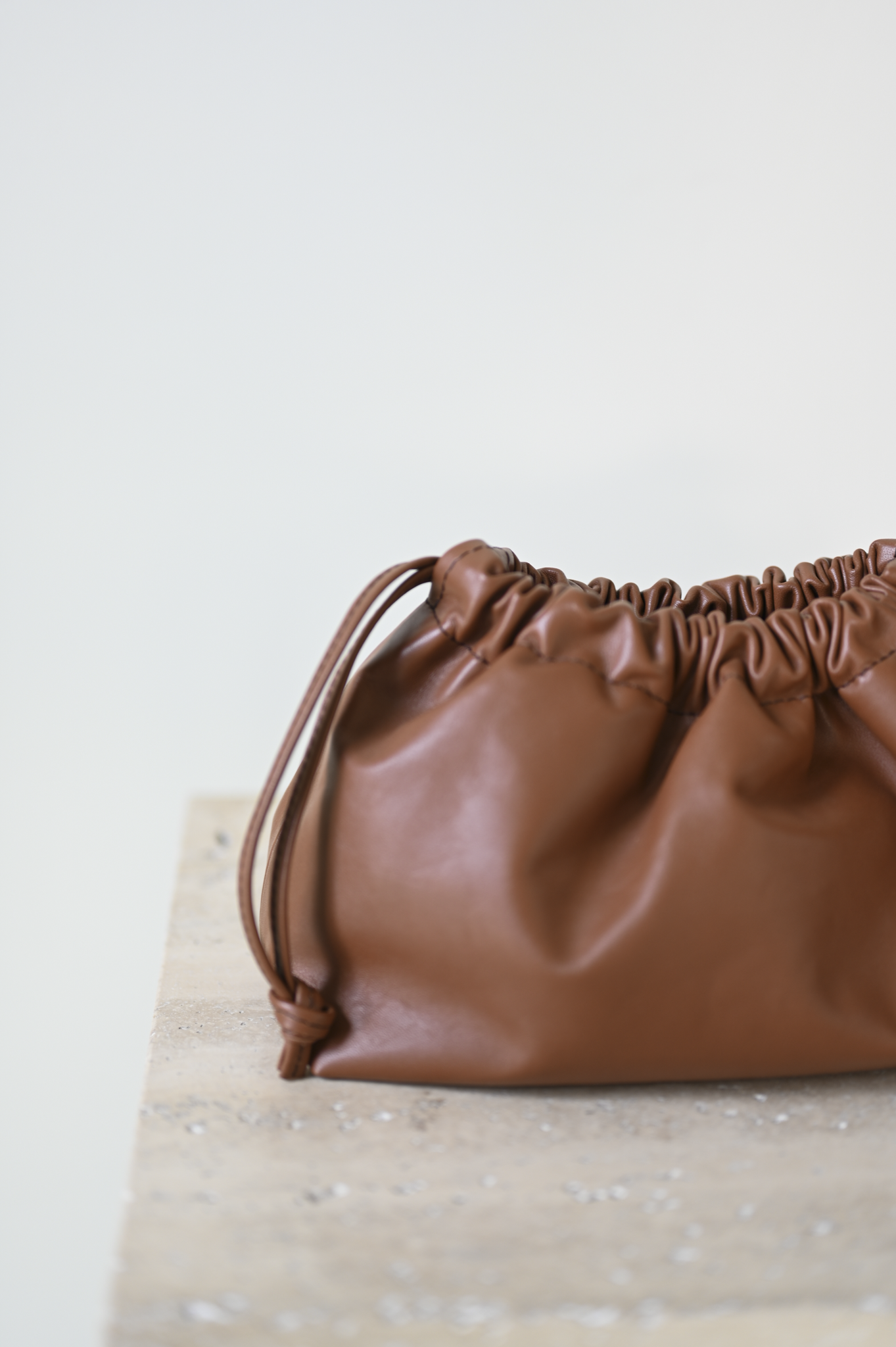 Shibui Cross Body Large Cinnamon