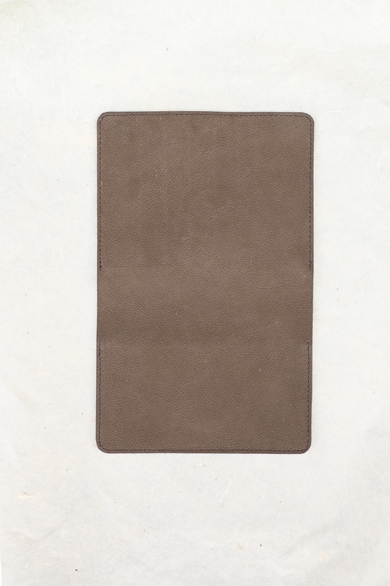 Pasupōto Passport Cover Cedar