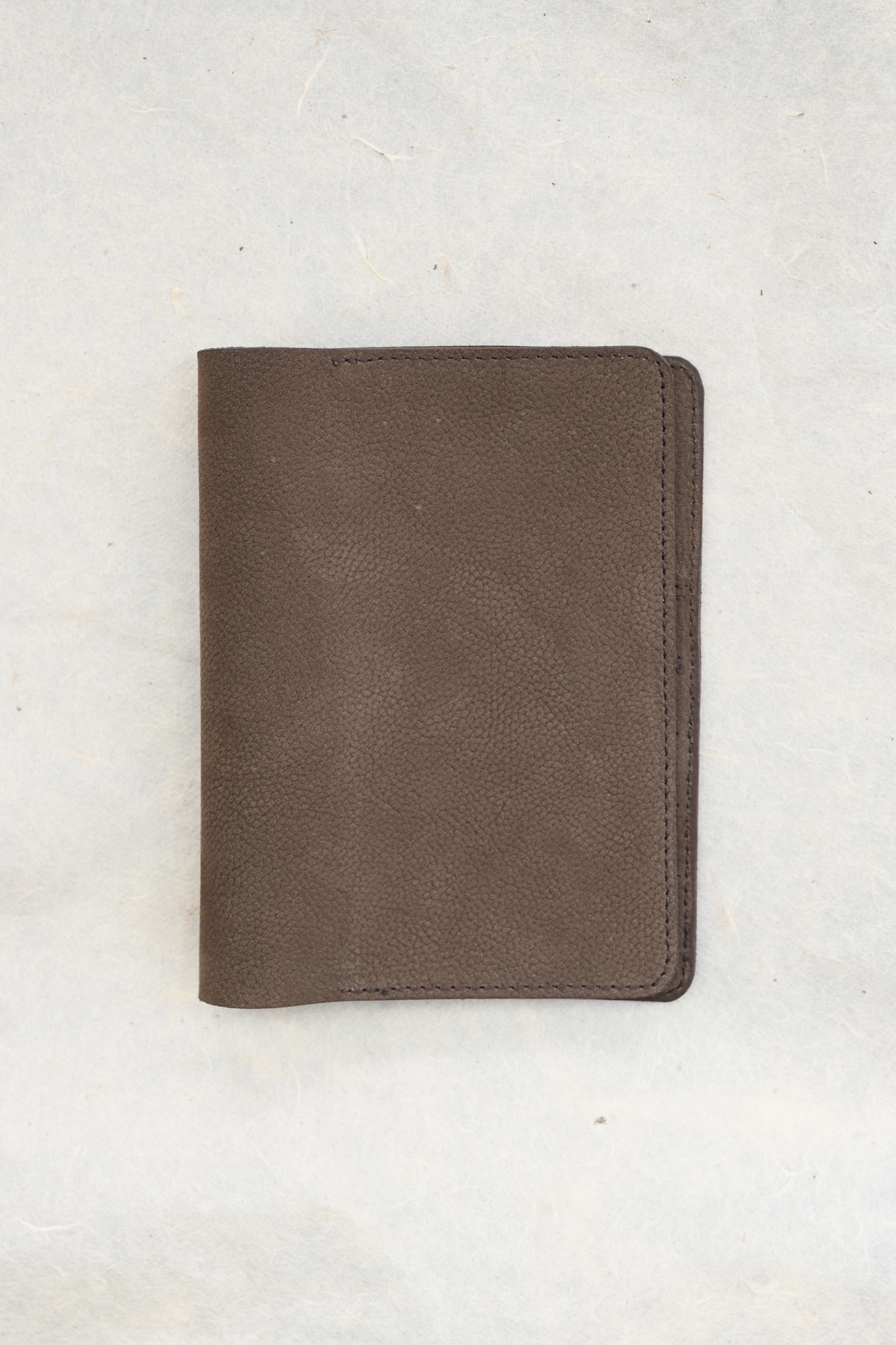 Pasupōto Passport Cover Cedar