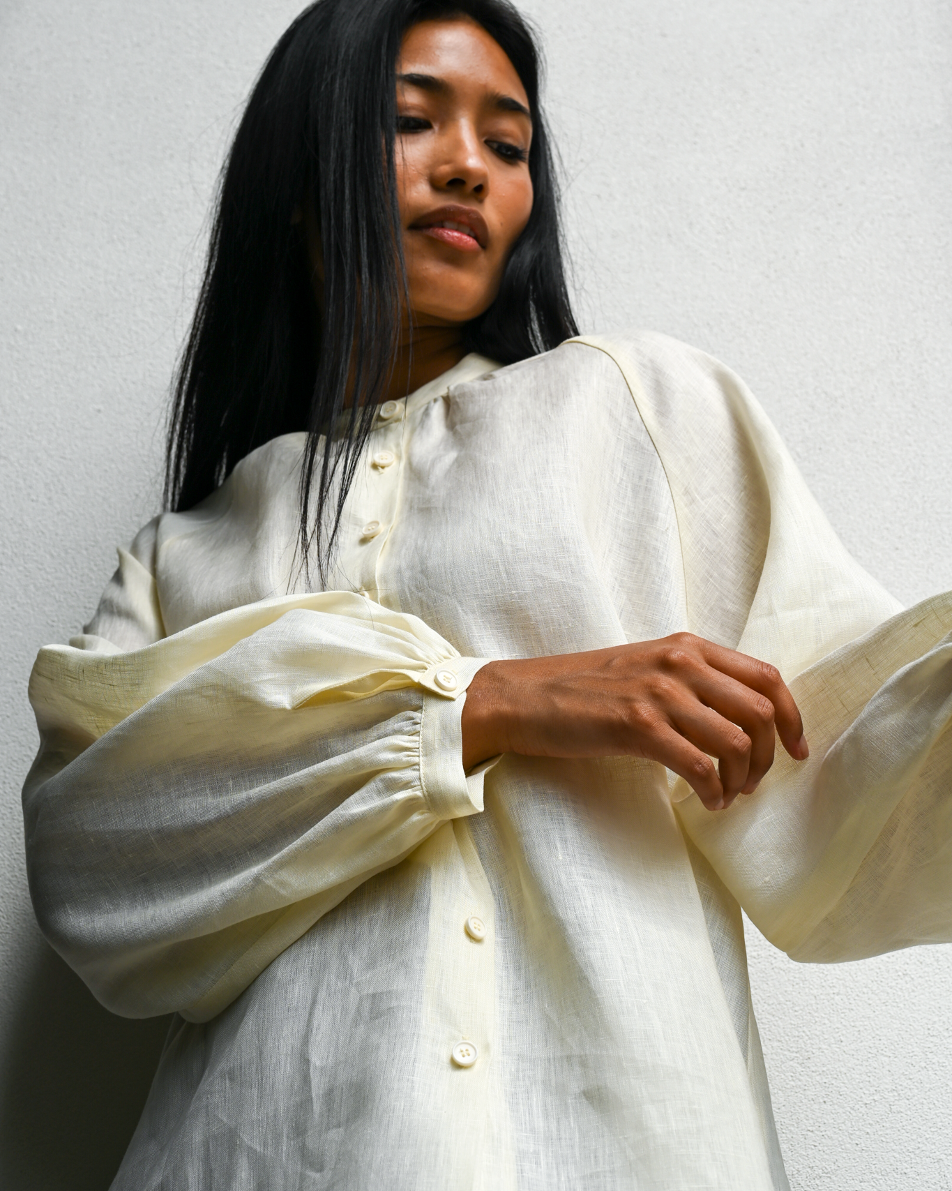 Vayu Shirt Milk Linen
