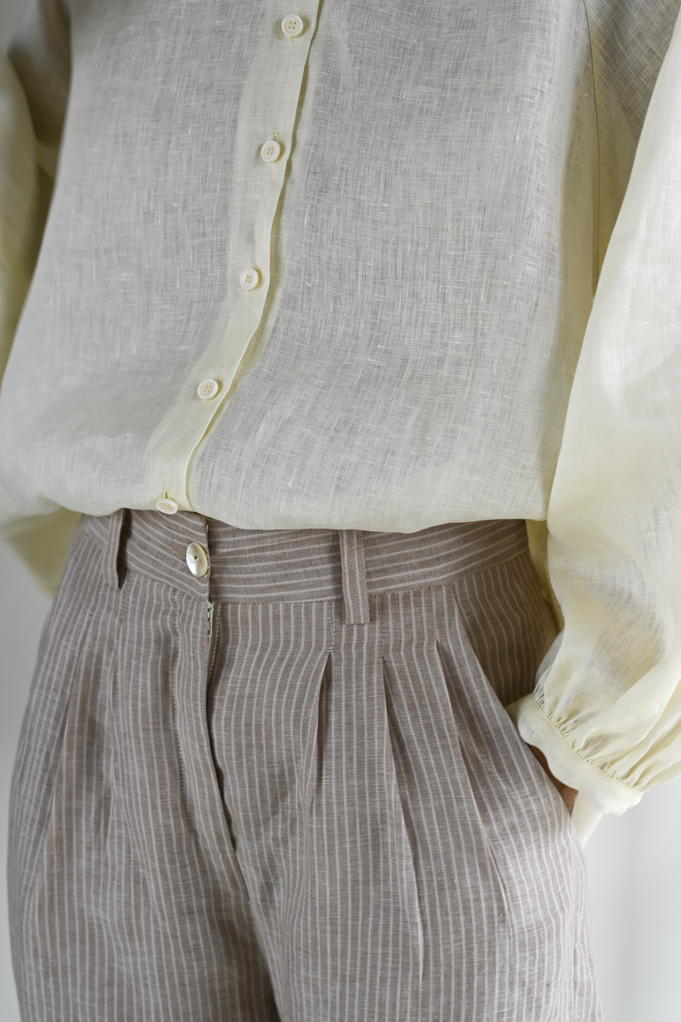 Astha Pants Latte Cream Linen