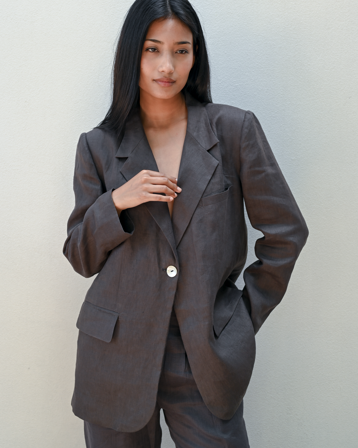 Akansha Oversized Blazer Bark Linen