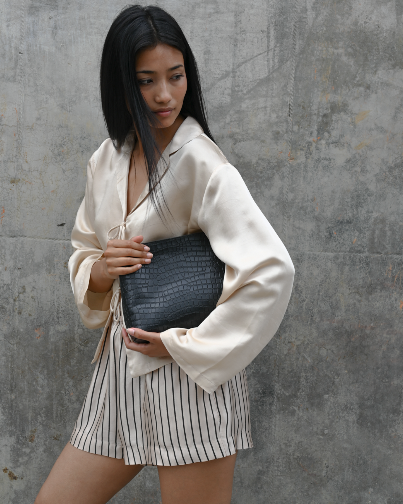 Khin Shorts Vanilla Cream Silk Linen