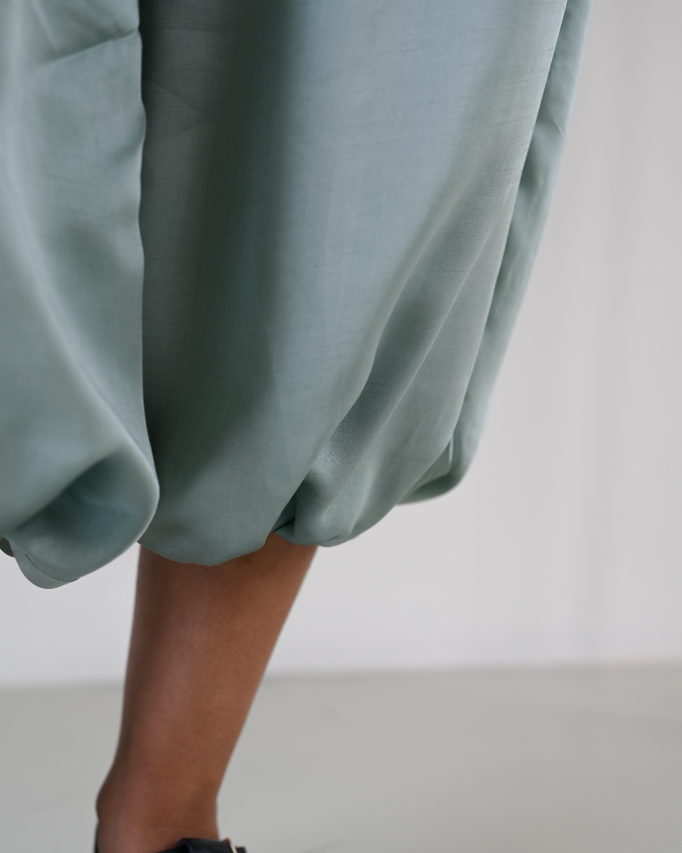 Balloon Pants Silk Linen
