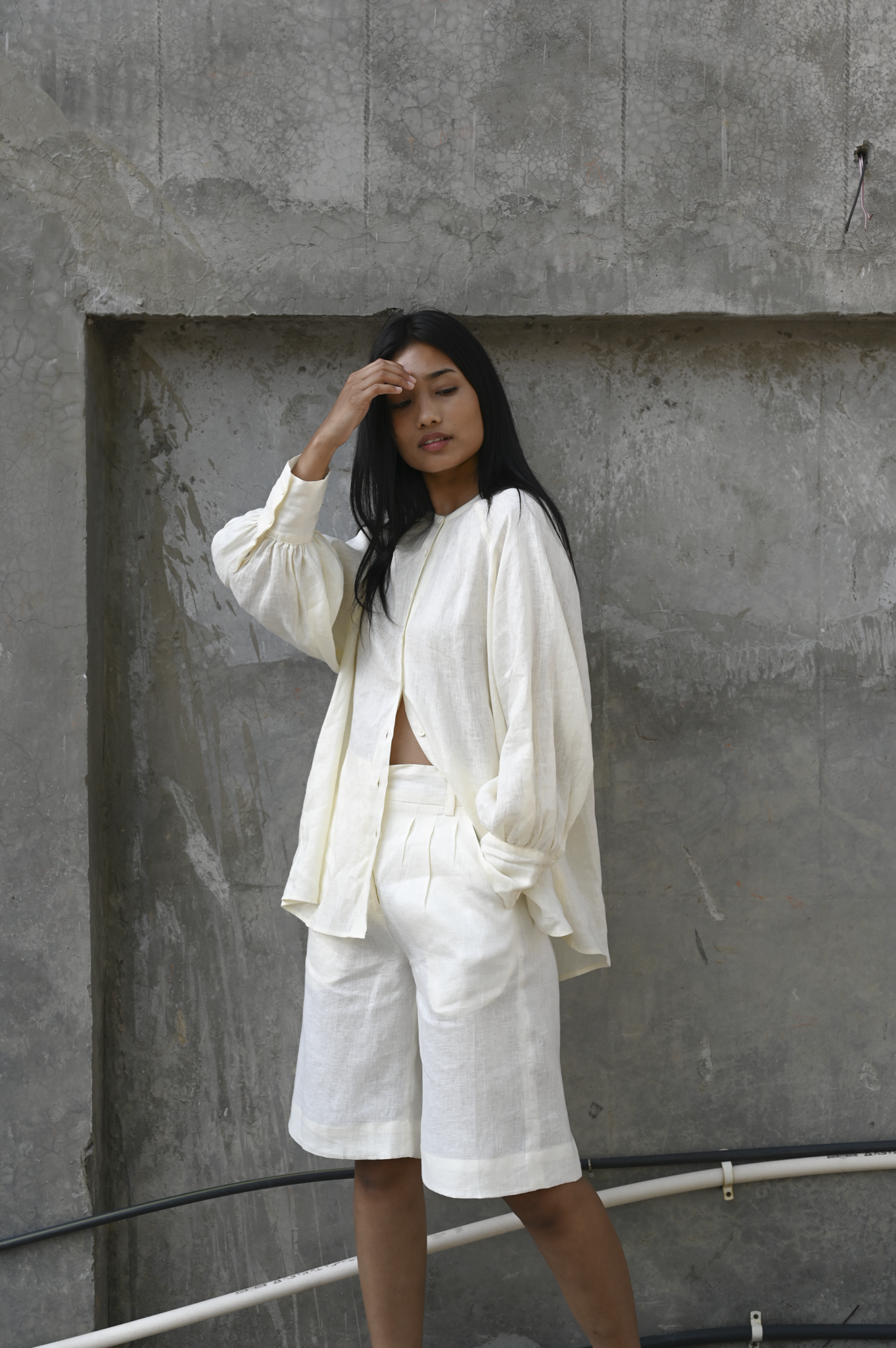 Bermuda Shorts Milk Linen