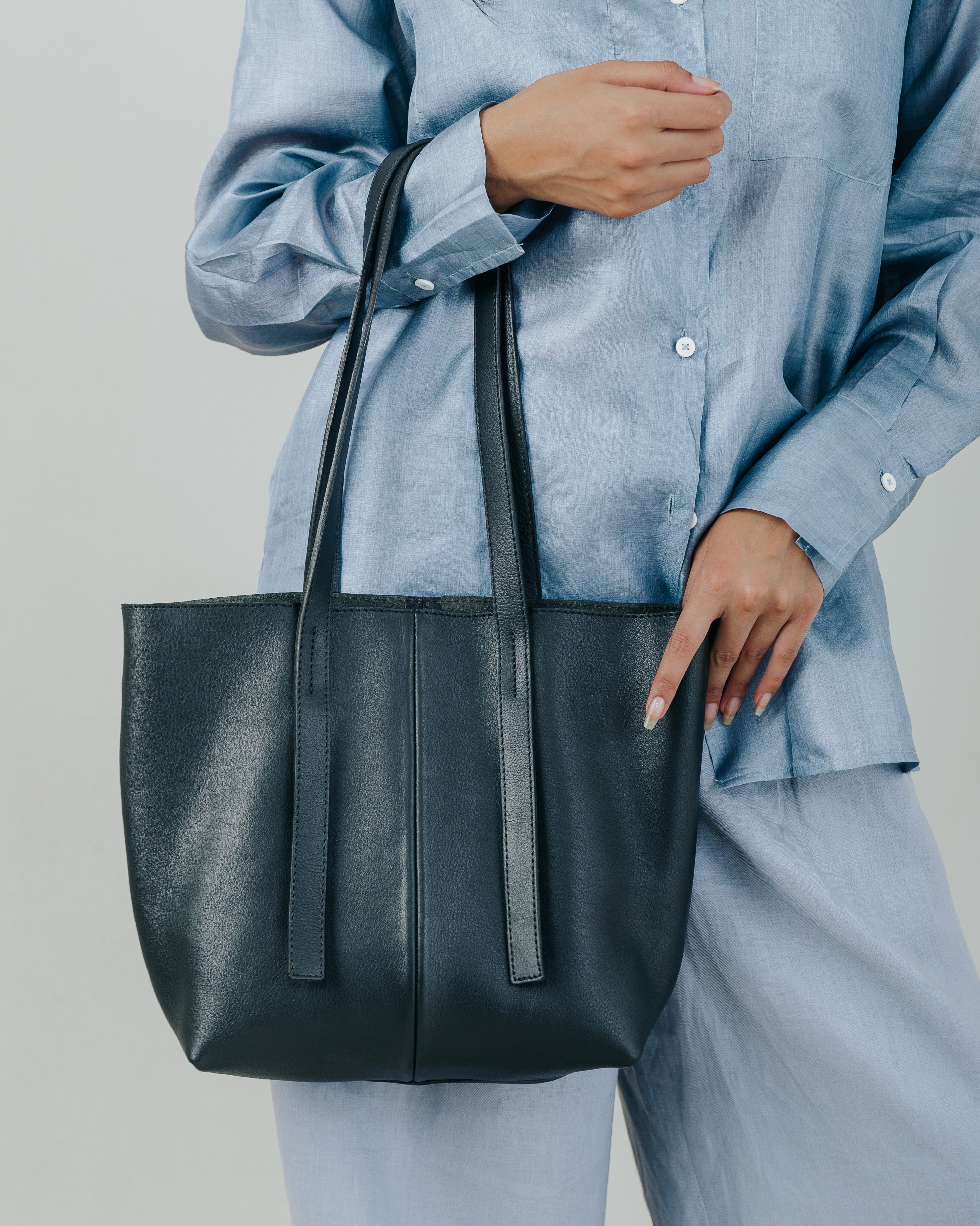 Ikigai Tote PM Indigo